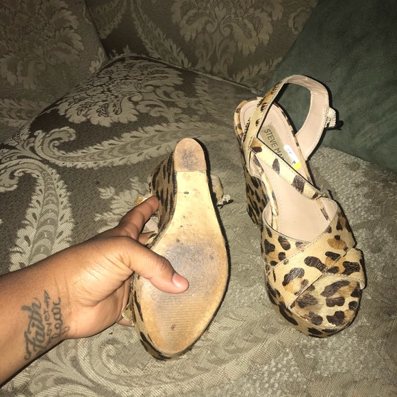 2/$15 Steve Madden Cheetah Print Wedges - Picture 4 of 6
